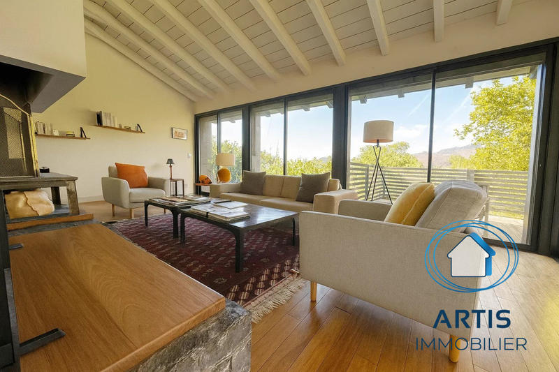 Maison contemporaine - 179 m² - 5 pièces