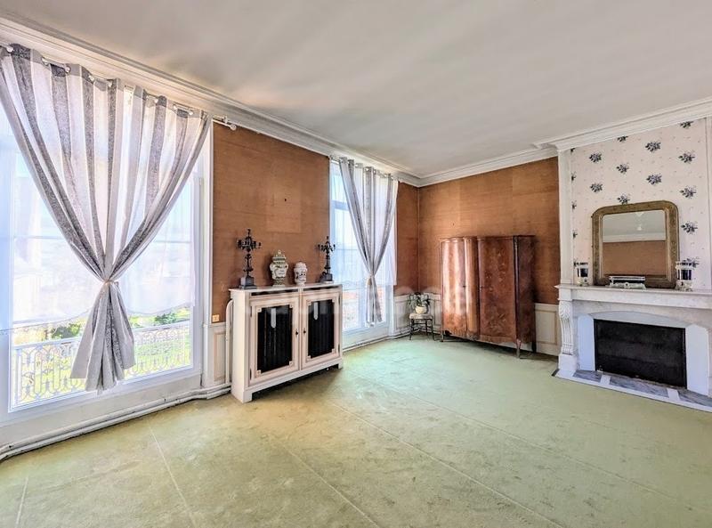 Maison - 534 m² - 16 pièces