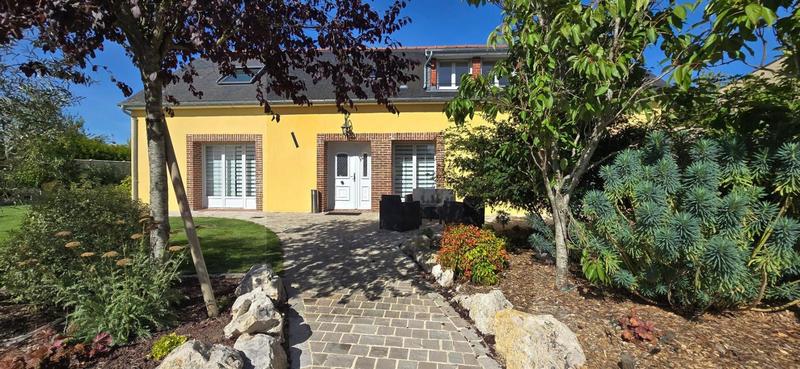 Maison ancienne - 180 m² - 6 pièces