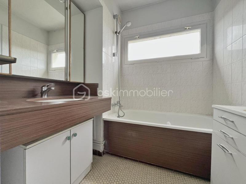 Appartement - 49 m² - 2 pièces