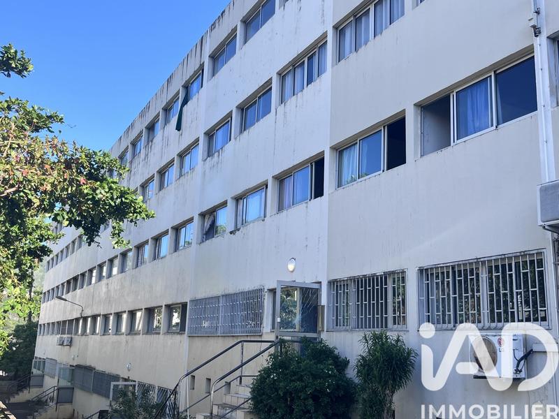 Appartement - 72 m² - 4 pièces