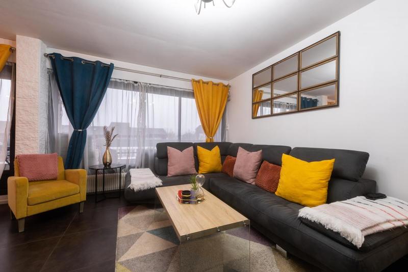 Appartement - 98 m² - 5 pièces