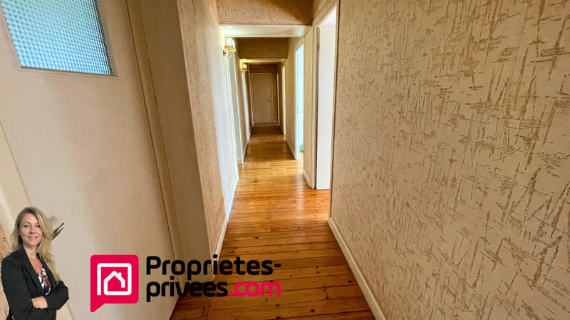 Maison - 200 m² - 9 pièces