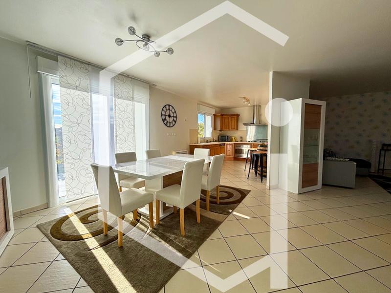 Maison - 125 m² - 4 pièces