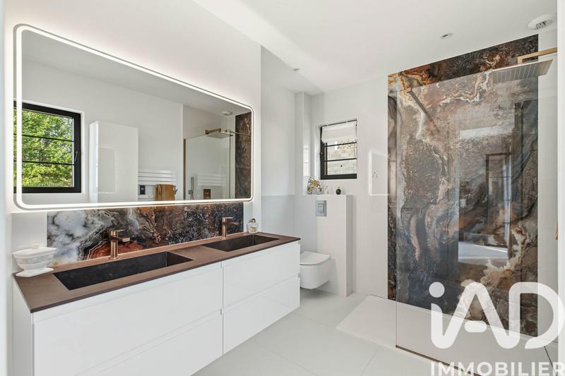 Maison de maîtres - 160 m² - 6 pièces