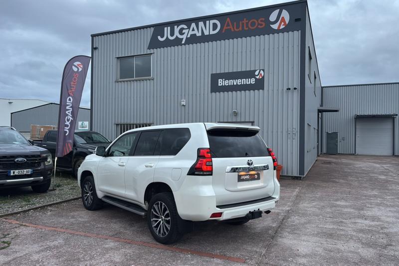 Toyota Land Cruiser Gdj 150 2.8 177 a/T Loung