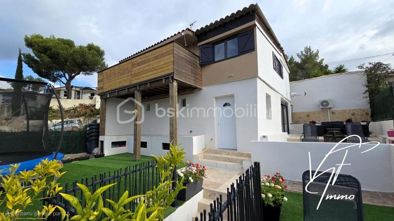 Maison - 92 m² - 5 pièces