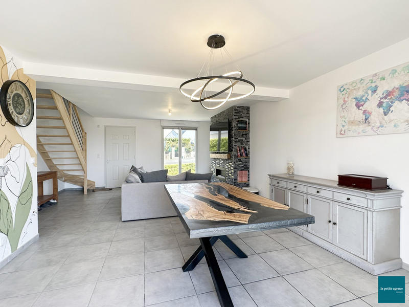 Maison - 100 m² - 5 pièces