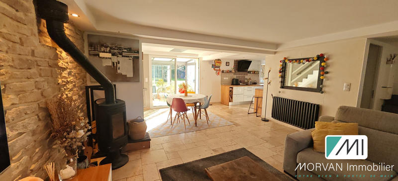 Maison - 175 m² - 9 pièces