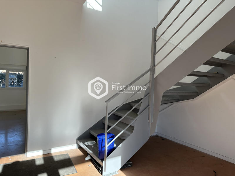 Local commercial - 210 m²