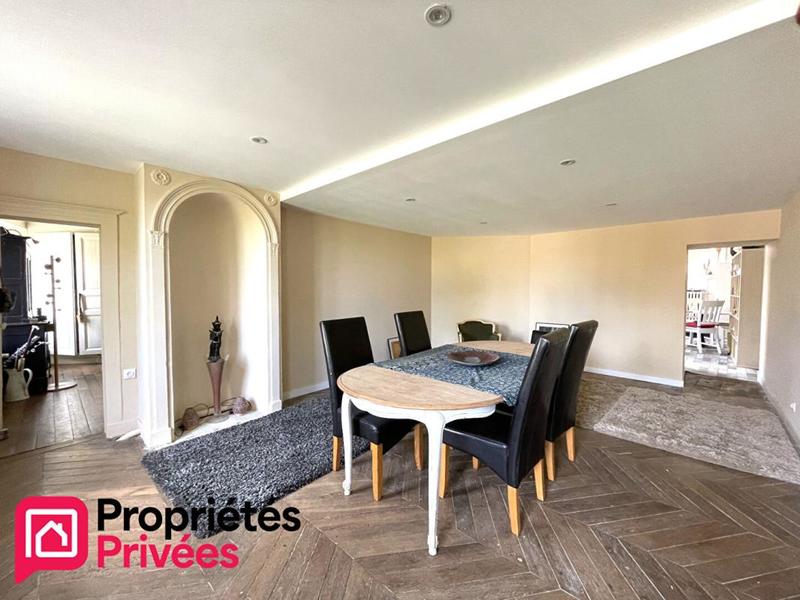 Maison - 170 m² - 7 pièces