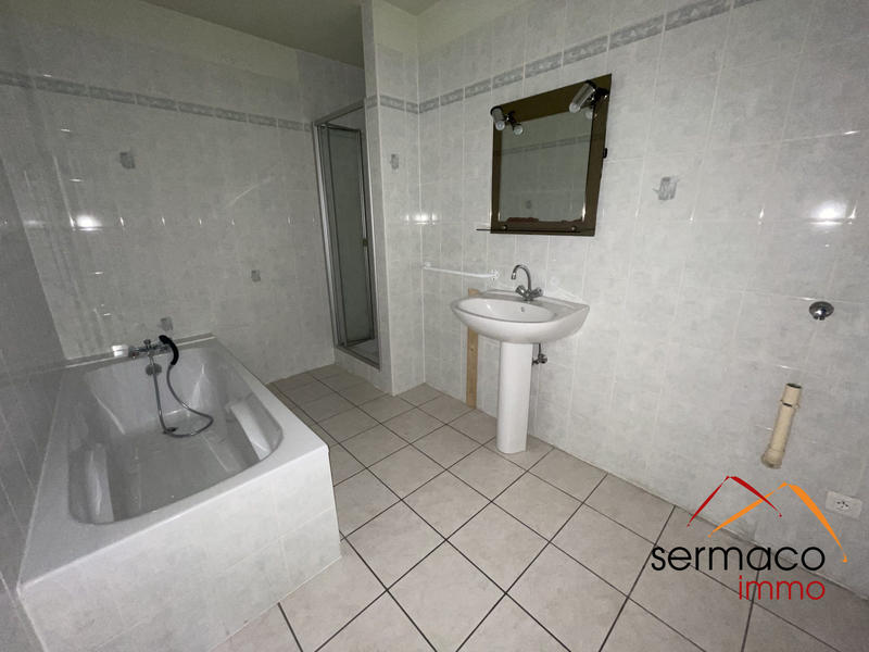 Appartement - 81 m² - 3 pièces