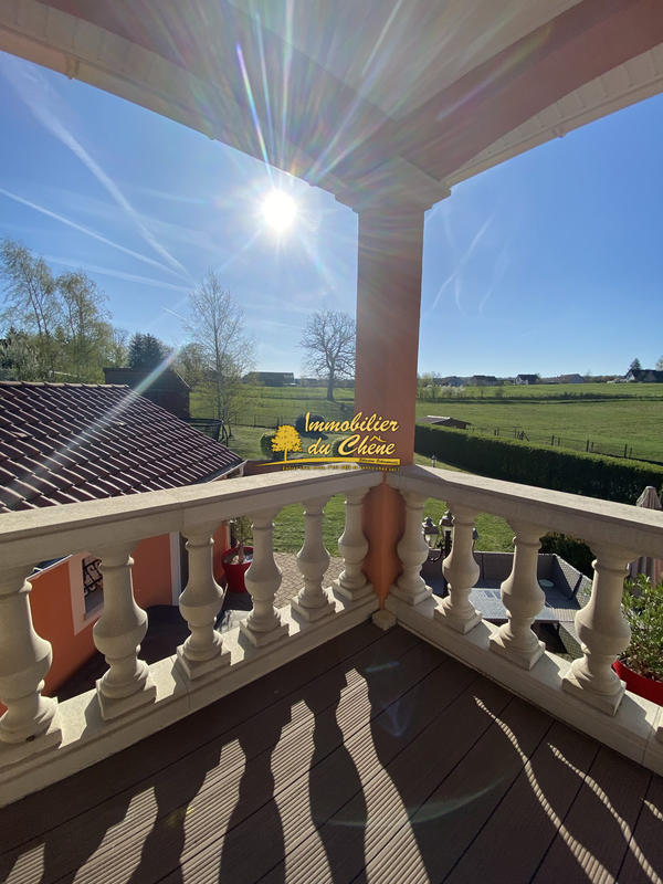 Maison - 180 m² - 7 pièces