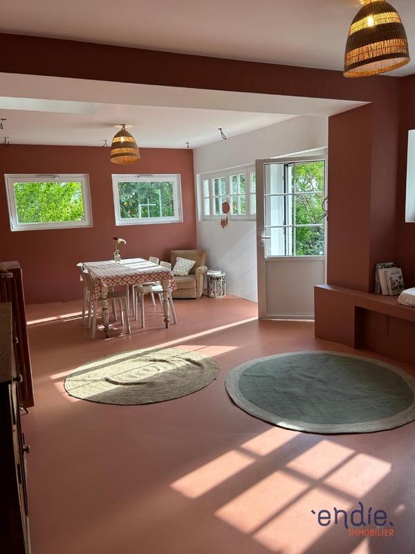 Maison - 430 m² - 14 pièces