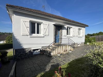 Maison - 95 m² - 5 pièces