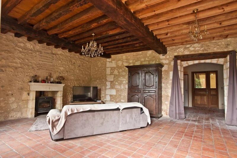 Maison - 171 m² - 7 pièces