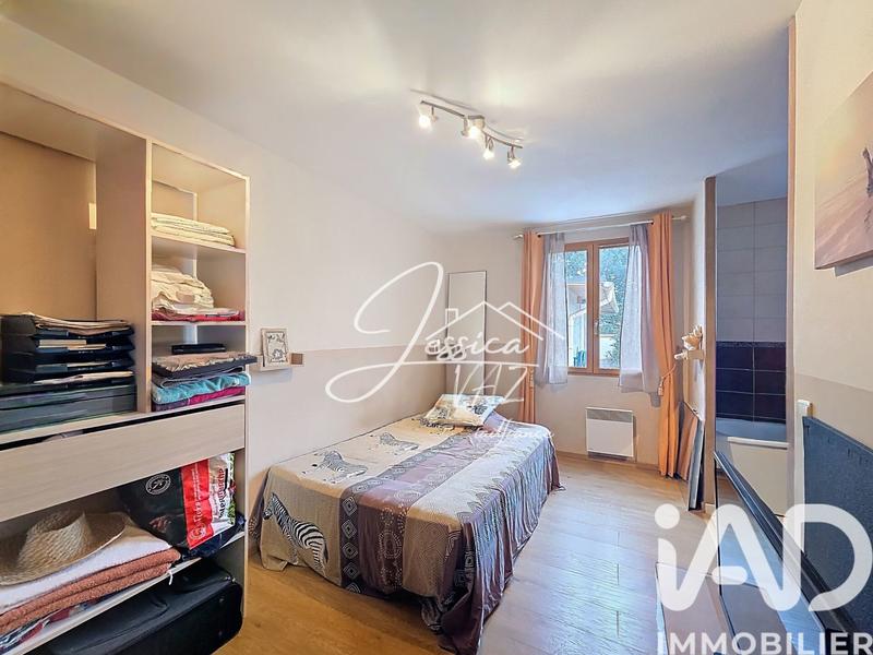 Maison - 104 m² - 4 pièces