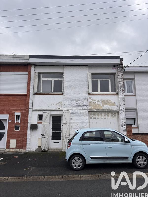 Maison - 90 m² - 4 pièces