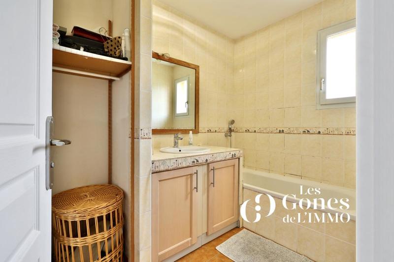 Maison - 189 m² - 8 pièces