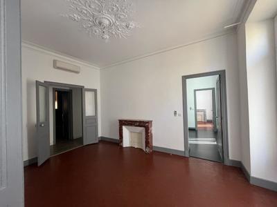 Appartement - 152 m² - 7 pièces