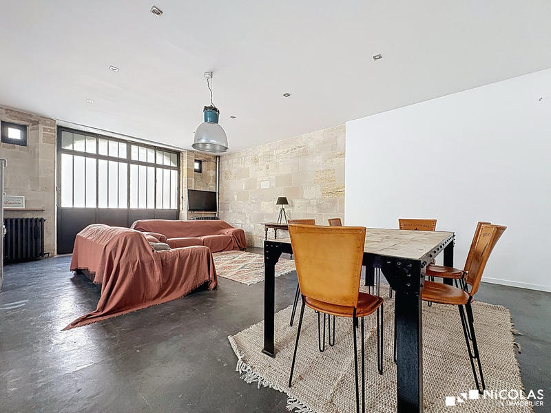 Appartement - 128 m² - 3 pièces