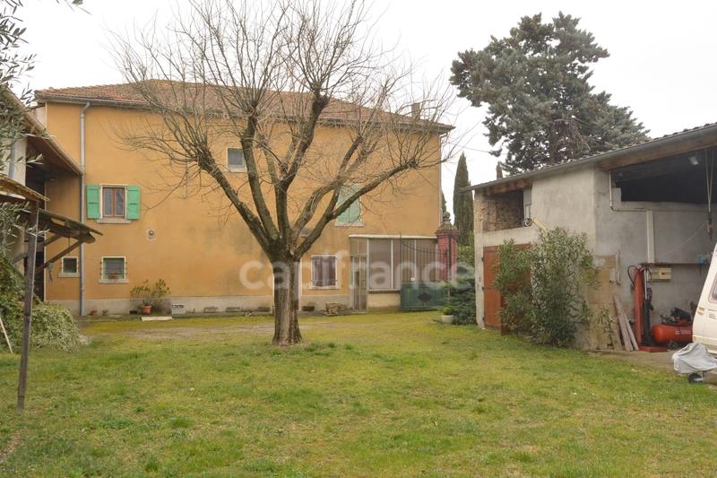 Maison - 400 m² - 7 pièces