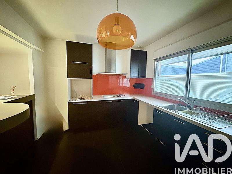 Maison - 121 m² - 5 pièces