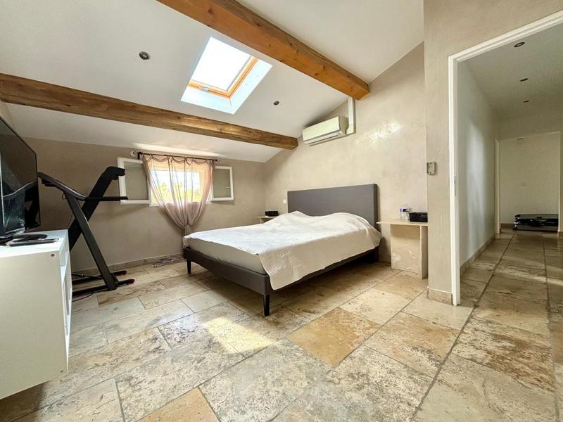 Maison - 168 m² - 5 pièces