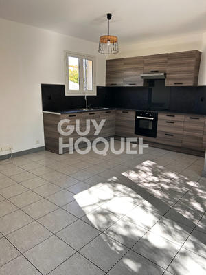 Maison - 77 m² - 3 pièces