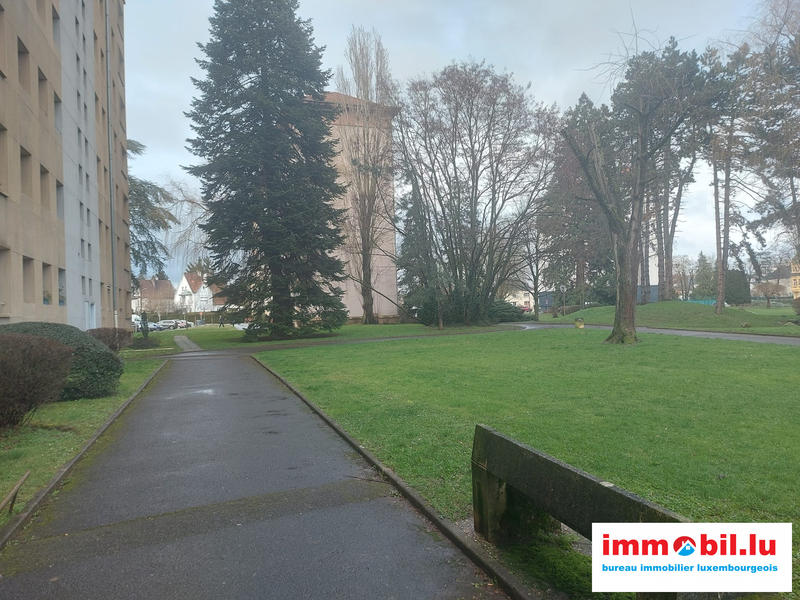 Appartement - 96 m² - 5 pièces