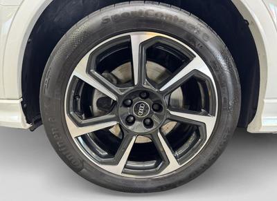 Audi Q3 Sportback 45 TFSIe 245 Hybride Rechargeable / Toit Ouvrant Volant Méplat Coffre Elec Keyless Pack Ambiance Led