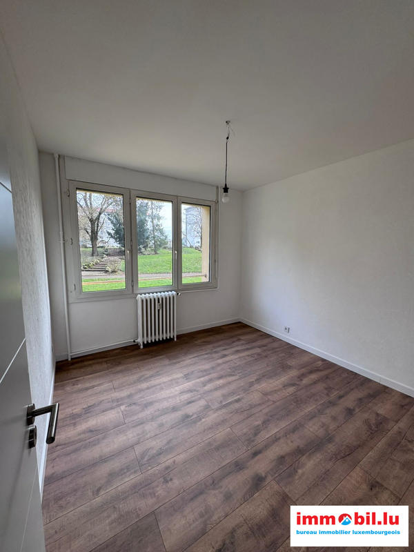 Appartement - 96 m² - 5 pièces