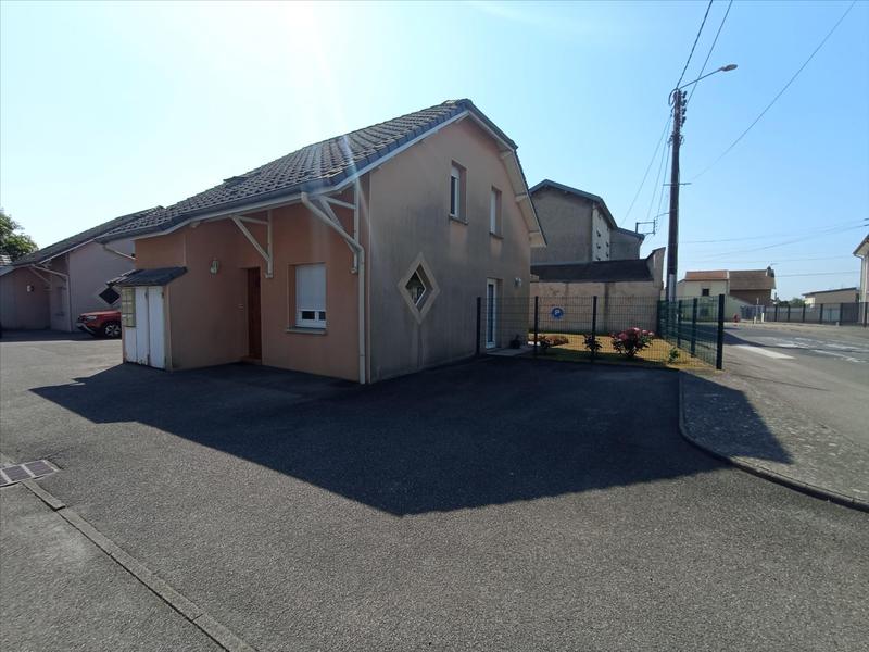 Maison - 91 m² - 5 pièces