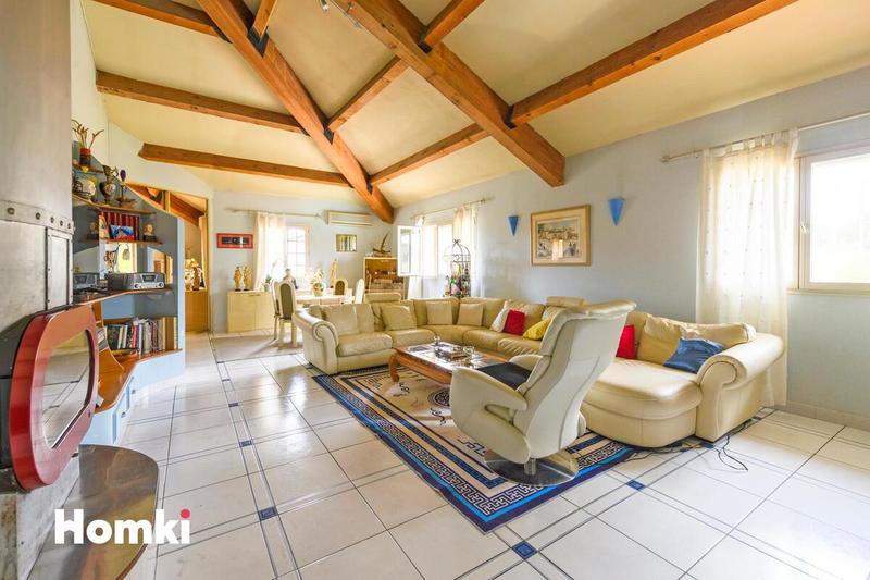 Maison - 394 m² - 12 pièces