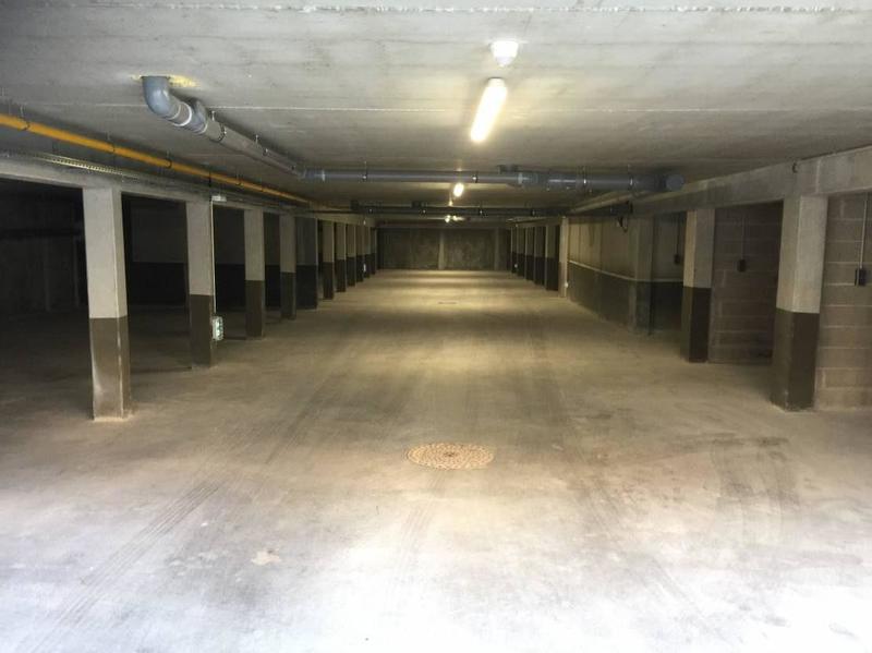 Parking / Garage - 28 m²