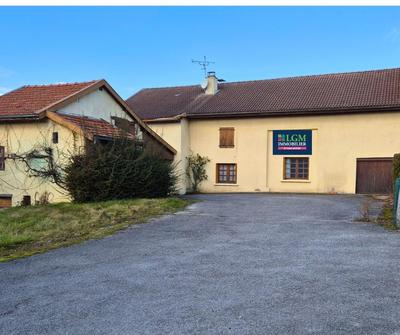 Maison de village - 108 m² - 2 pièces