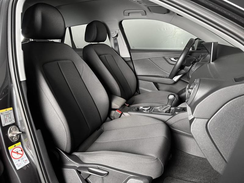 Audi Q2 - 35 Tfsi 150ch s-Tronic Ja17p Sieges Chauff Camera Gps Regul Acc Clim Jukebox 150 Ch 1°Main