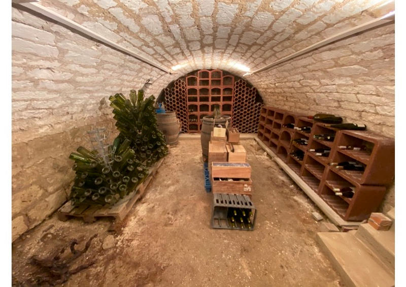 Corps de ferme - 243 m² - 9 pièces