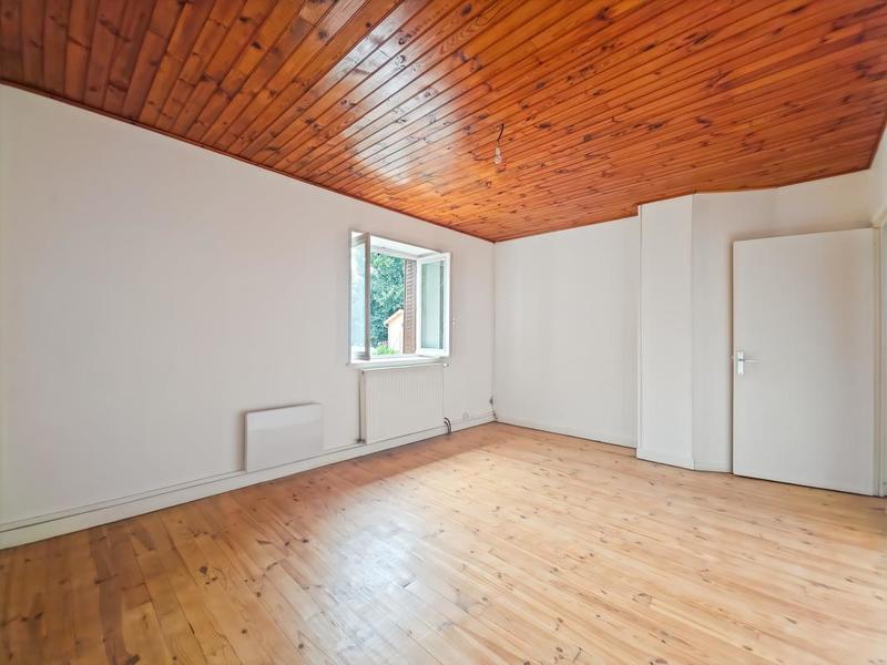 Maison - 86 m² - 5 pièces