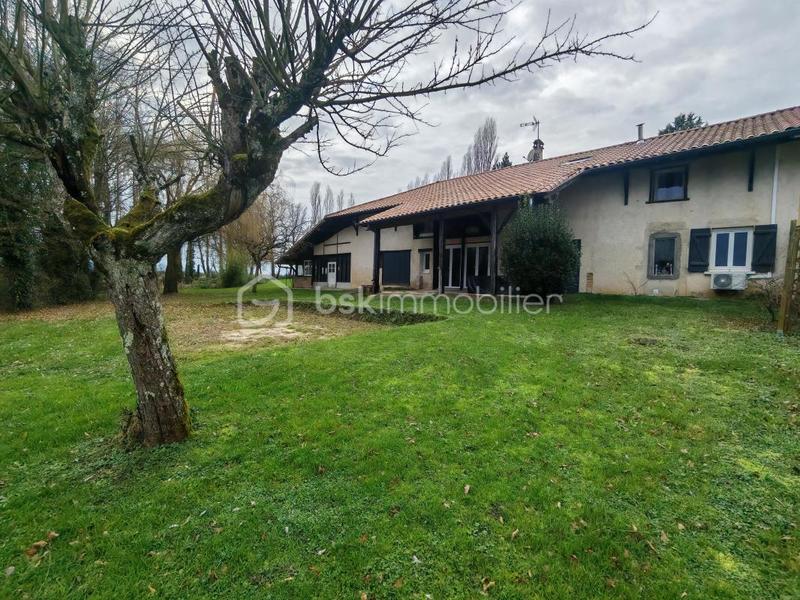 Corps de ferme - 171 m² - 8 pièces