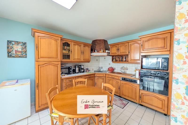 Maison - 140 m² - 7 pièces