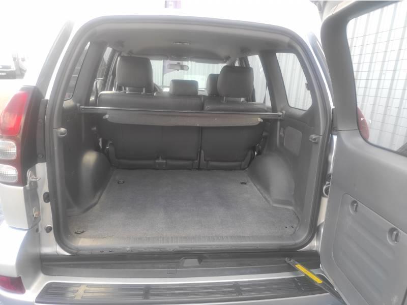 Toyota Land Cruiser 165 d-4d Vx