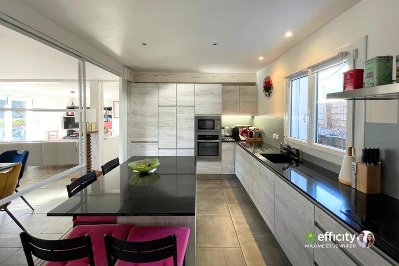 Maison - 145 m² - 6 pièces