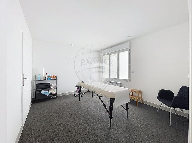 Immeuble - 108 m² - 6 pièces