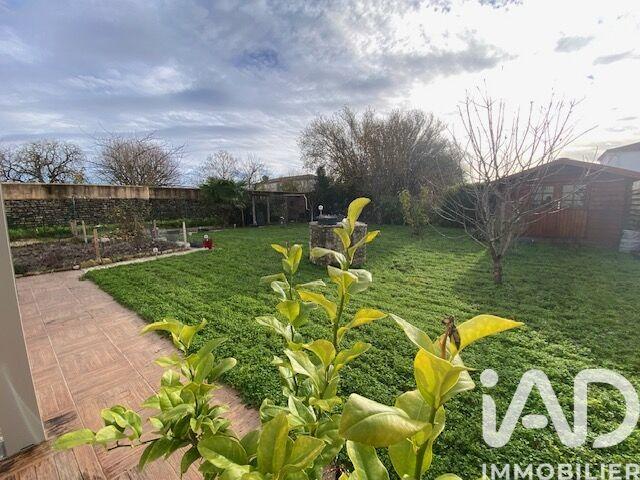 Maison - 93 m² - 4 pièces