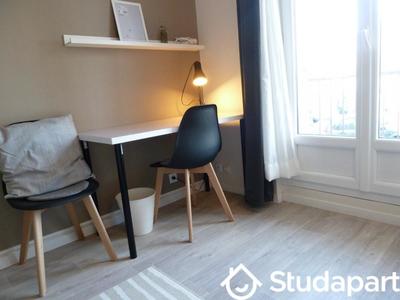 Chambre - 11 m² - 1 pièce