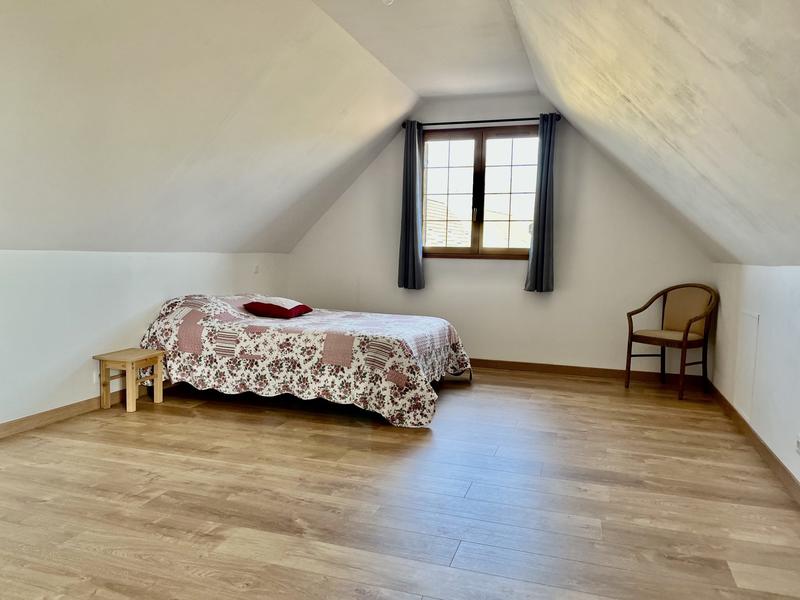 Maison traditionnelle - 274 m² - 8 pièces