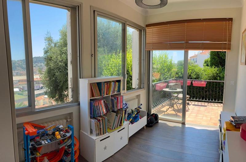 Villa - 170 m² - 6 pièces