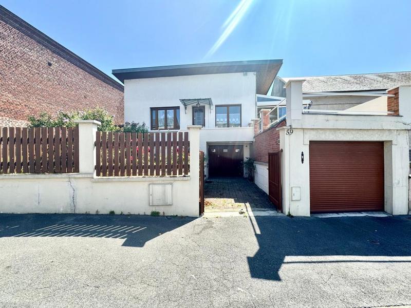 Maison - 90 m² - 3 pièces