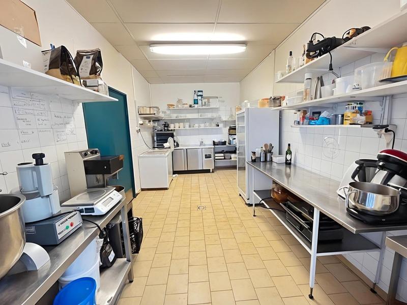 Fonds de commerce - 500 m²
